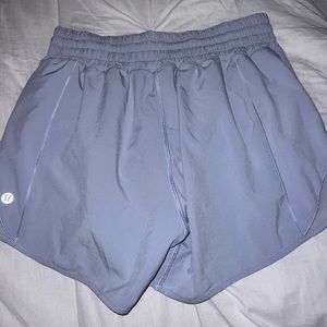 Lululemon CA 35801 RN 106259 Shorts Size 4 Long